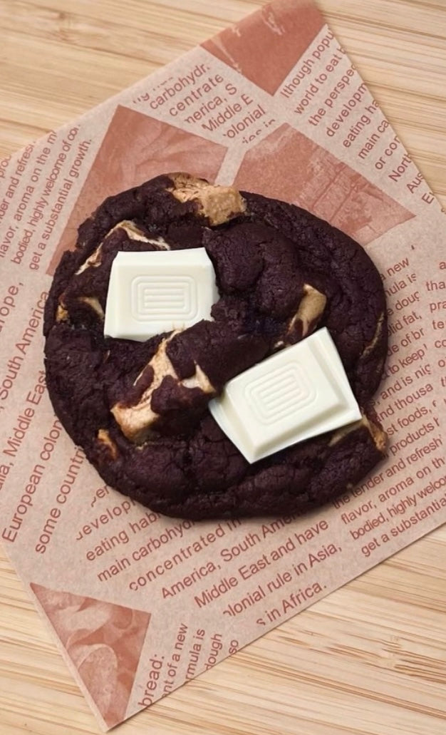 Mystery Bake Box (16 items)