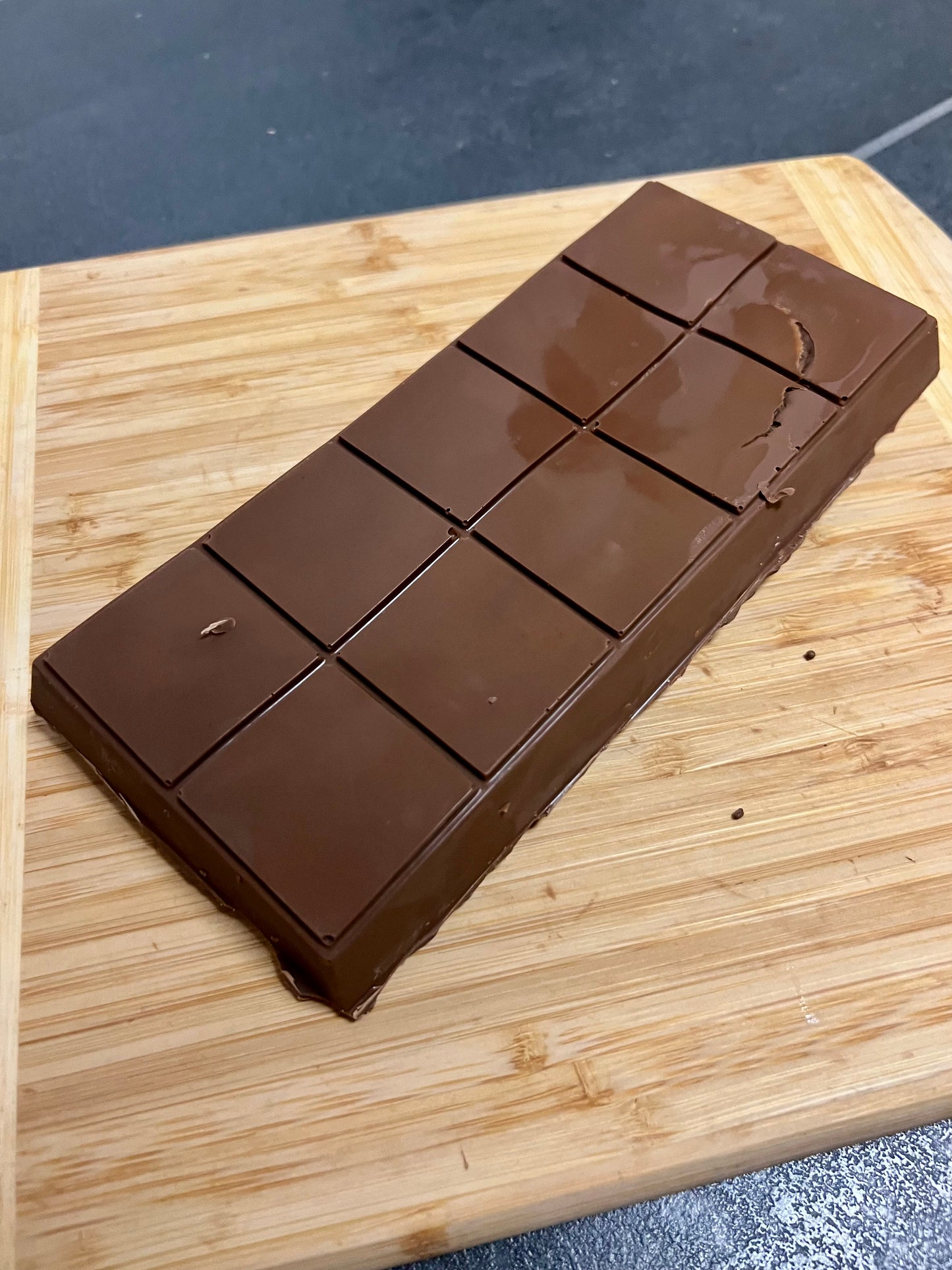 Salted Caramel Pretzel Milk Chocolate Bar 650g